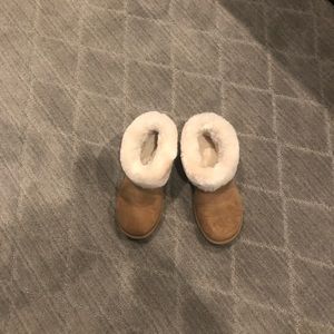 UGG BOOTIES
